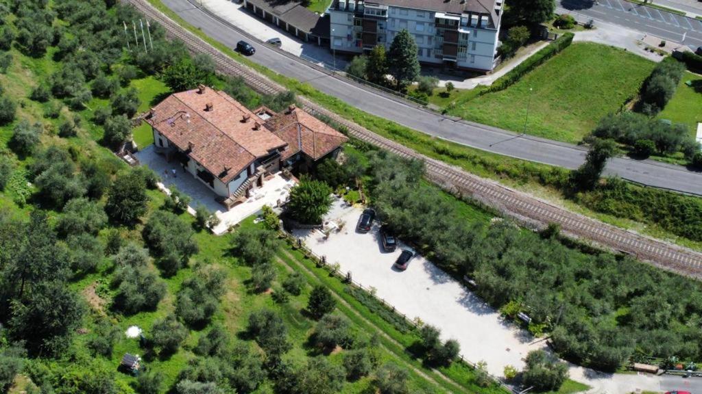 Agriturismo Cascina Carai Мароне Экстерьер фото