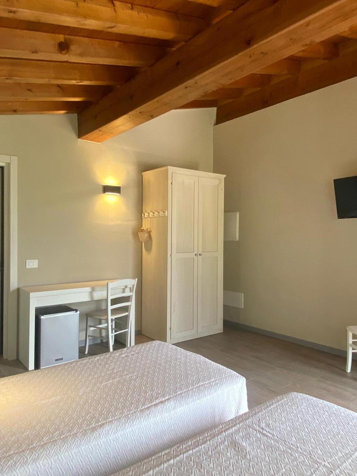 Agriturismo Cascina Carai Мароне Экстерьер фото