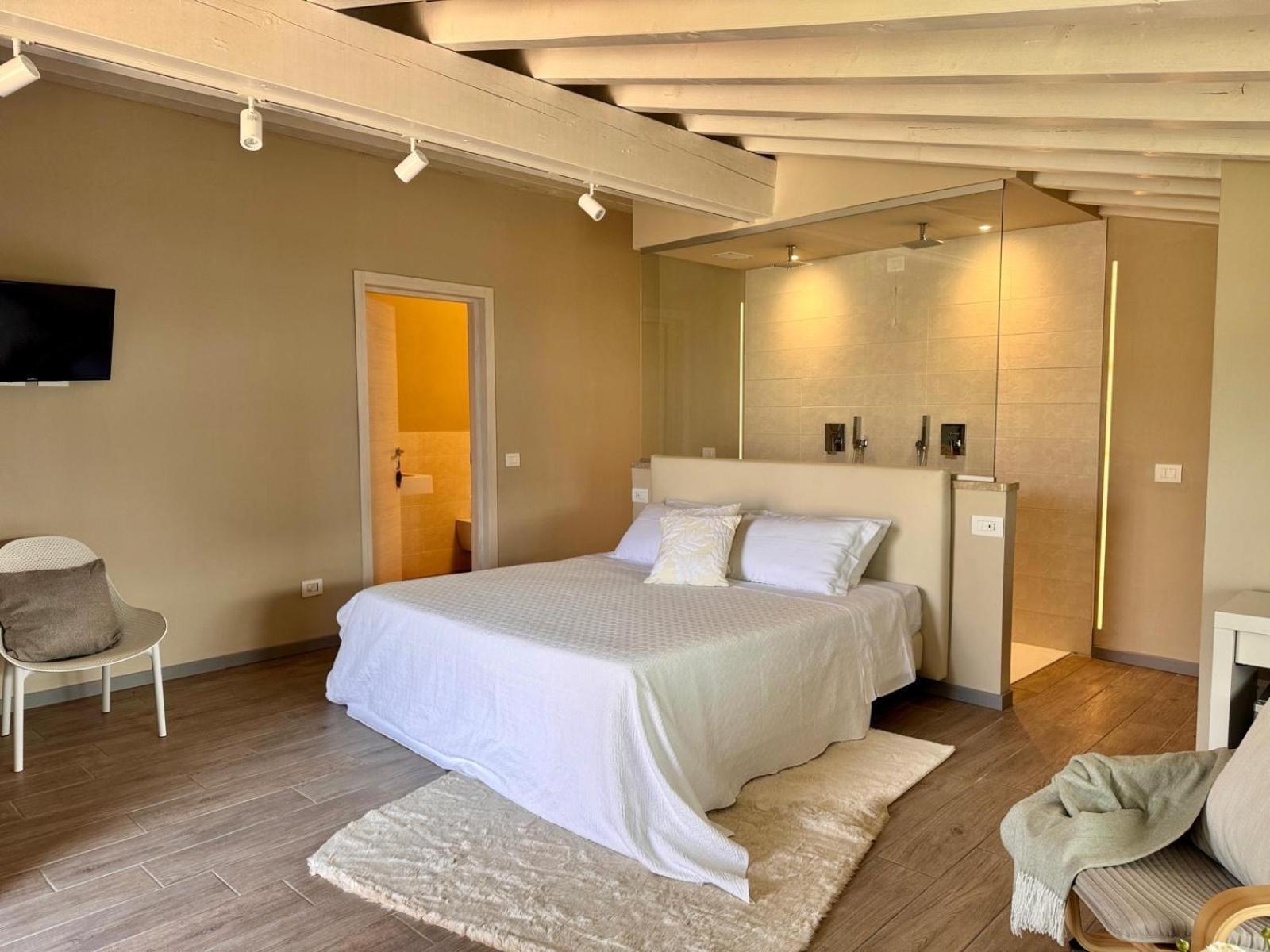 Agriturismo Cascina Carai Мароне Экстерьер фото