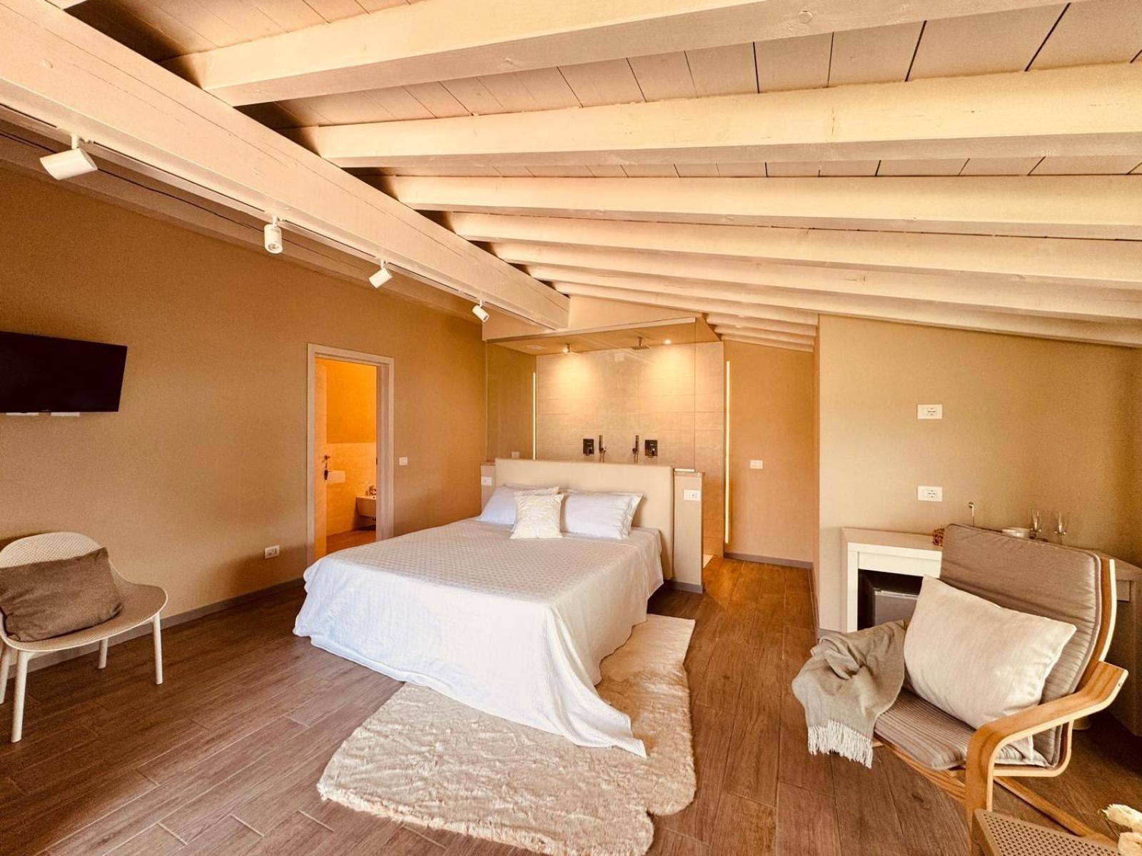 Agriturismo Cascina Carai Мароне Экстерьер фото