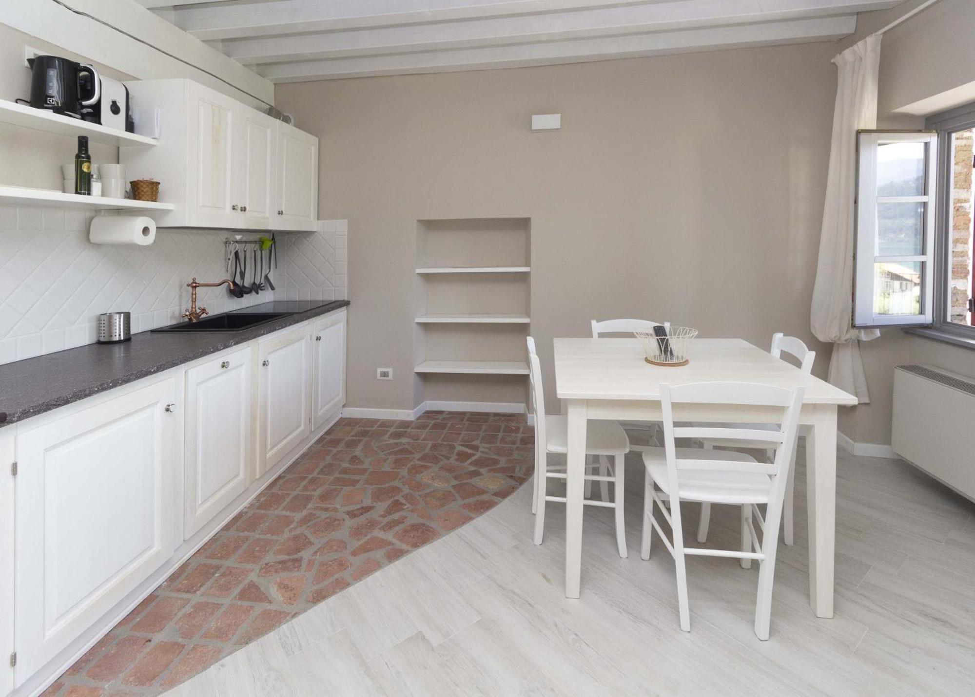 Agriturismo Cascina Carai Мароне Экстерьер фото