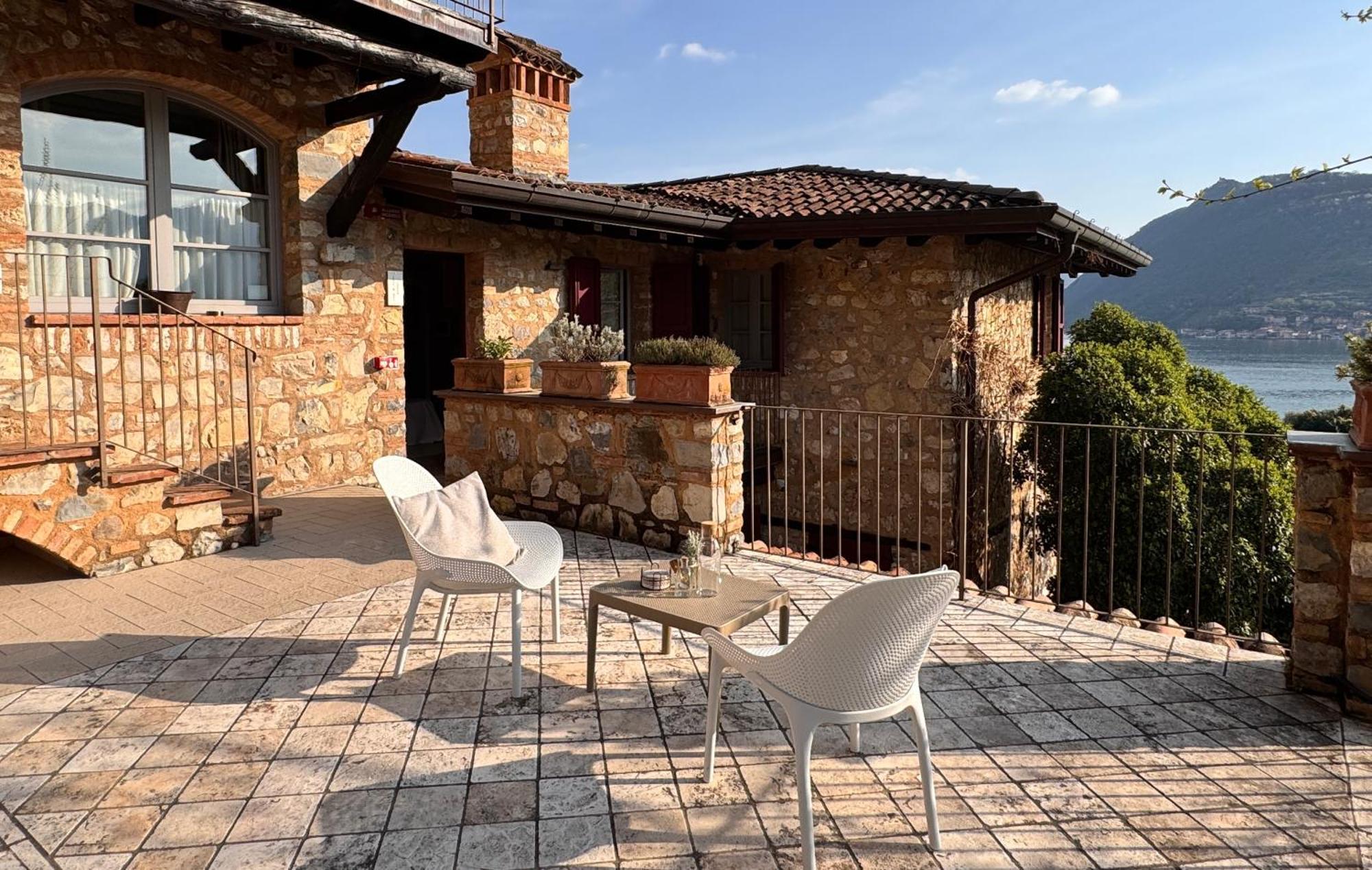 Agriturismo Cascina Carai Мароне Экстерьер фото